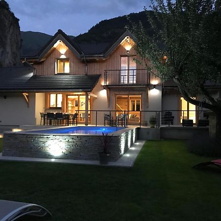 Chalet Barbara With Swimming Pool In The Heart Of Oisans Le Bourg-d'Oisans Ngoại thất bức ảnh