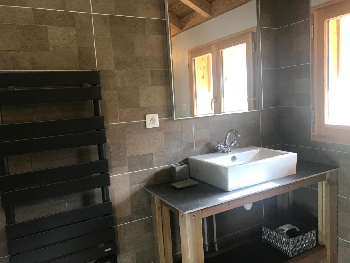 Chalet Barbara With Swimming Pool In The Heart Of Oisans Le Bourg-d'Oisans Ngoại thất bức ảnh
